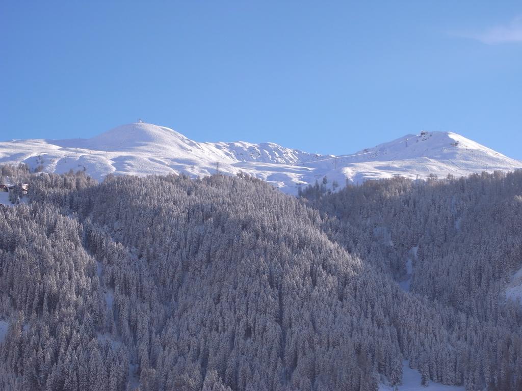 Chalet-Hotel Larix Davos Exterior foto